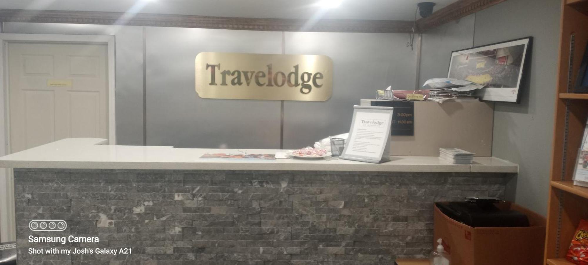 Travelodge By Wyndham Bloomington Exterior photo